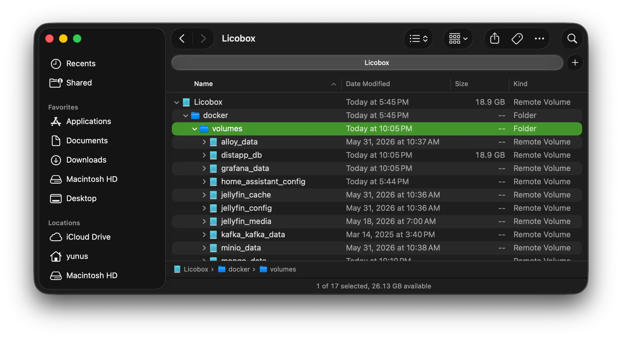 Docker volume mounts browsed in macOS Finder